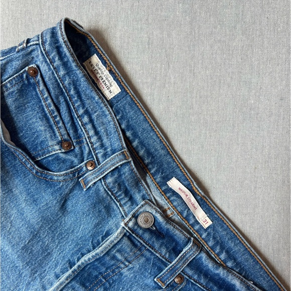 Levi’s Wedgie Straight Fit Jeans, size 31 - Picture 6 of 6